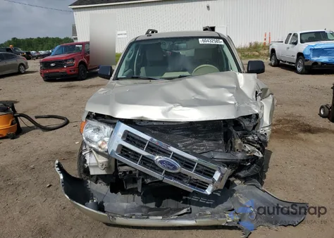 2012 Ford Escape Xlt z USA, uszkodzony, nr VIN 1FMCU0D72CKA34552